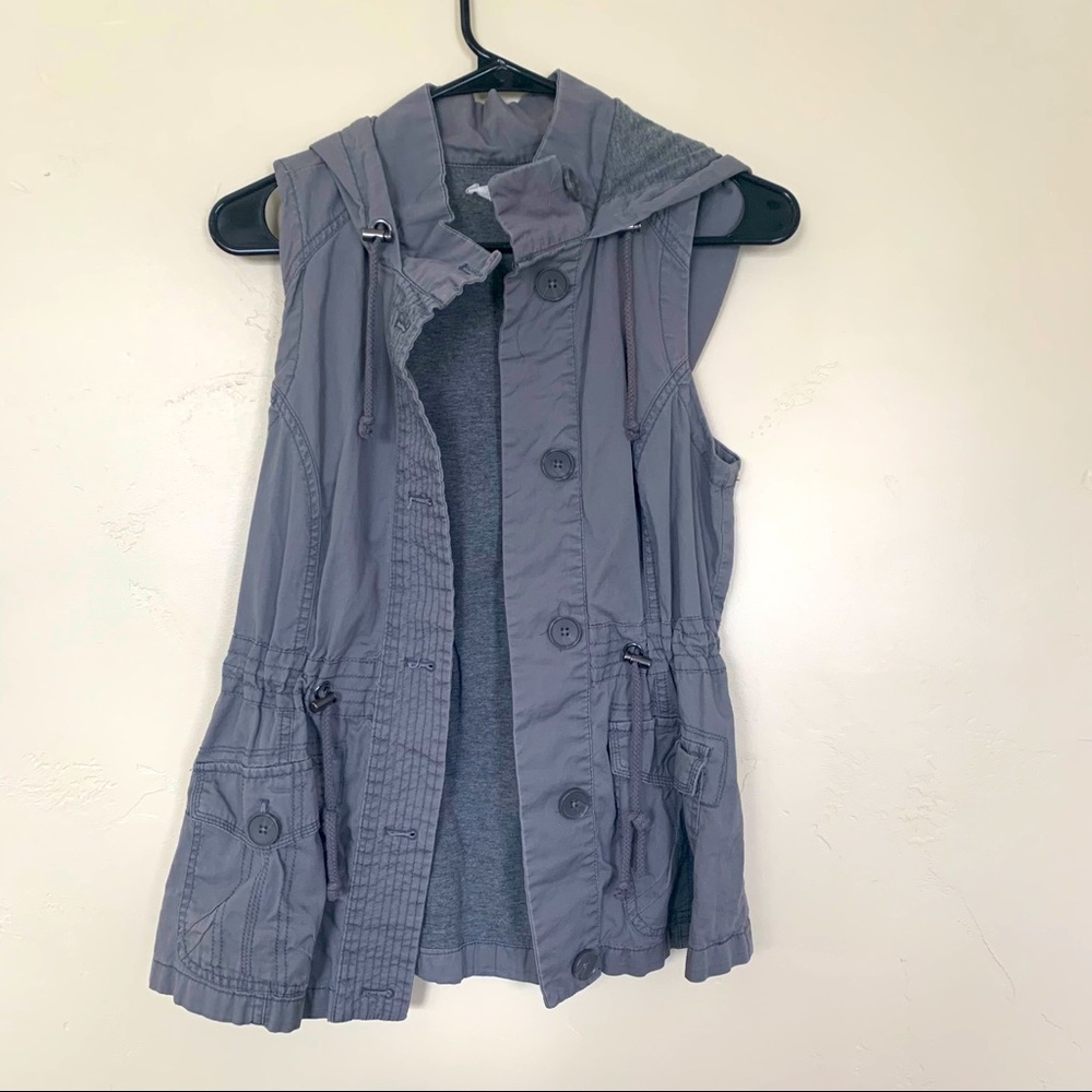 Grey hooded cinch vest